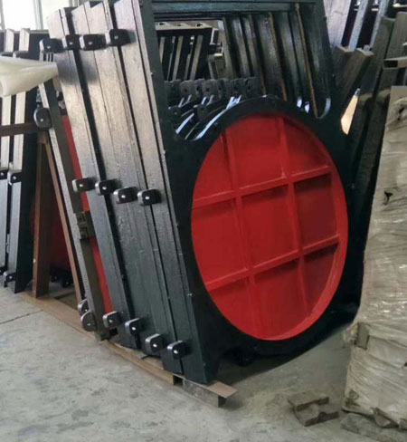 該如何調(diào)節(jié)鑄鐵閘門的絲桿扣具呢？